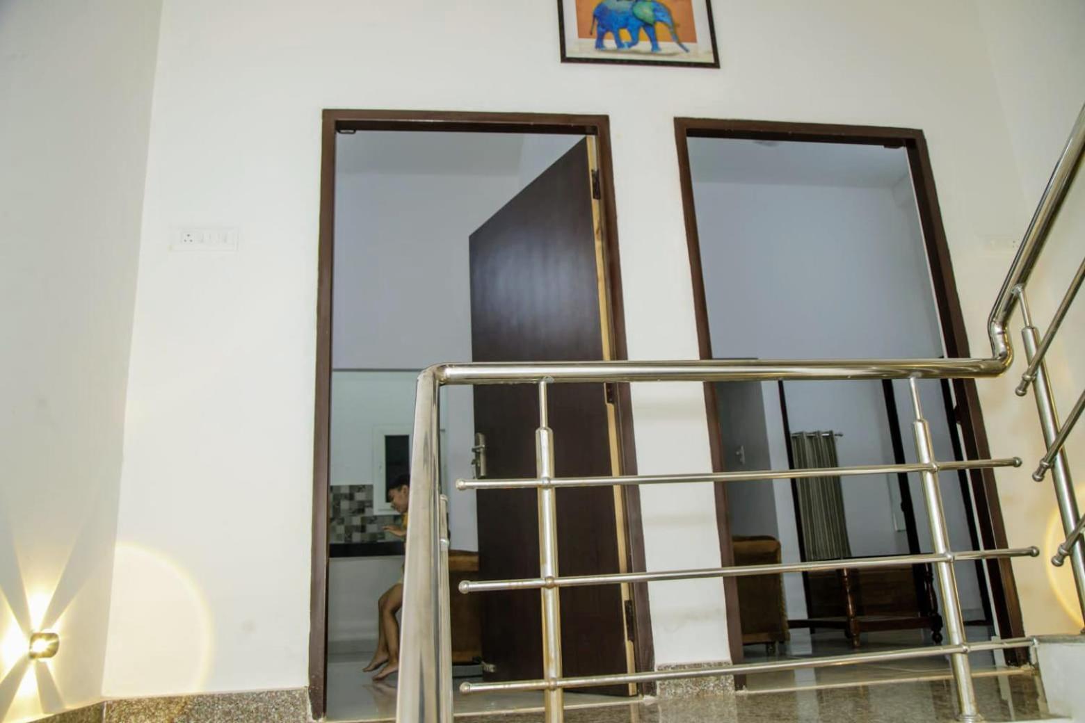 Krishna Kutir Stay - Varanasi — Photos 1